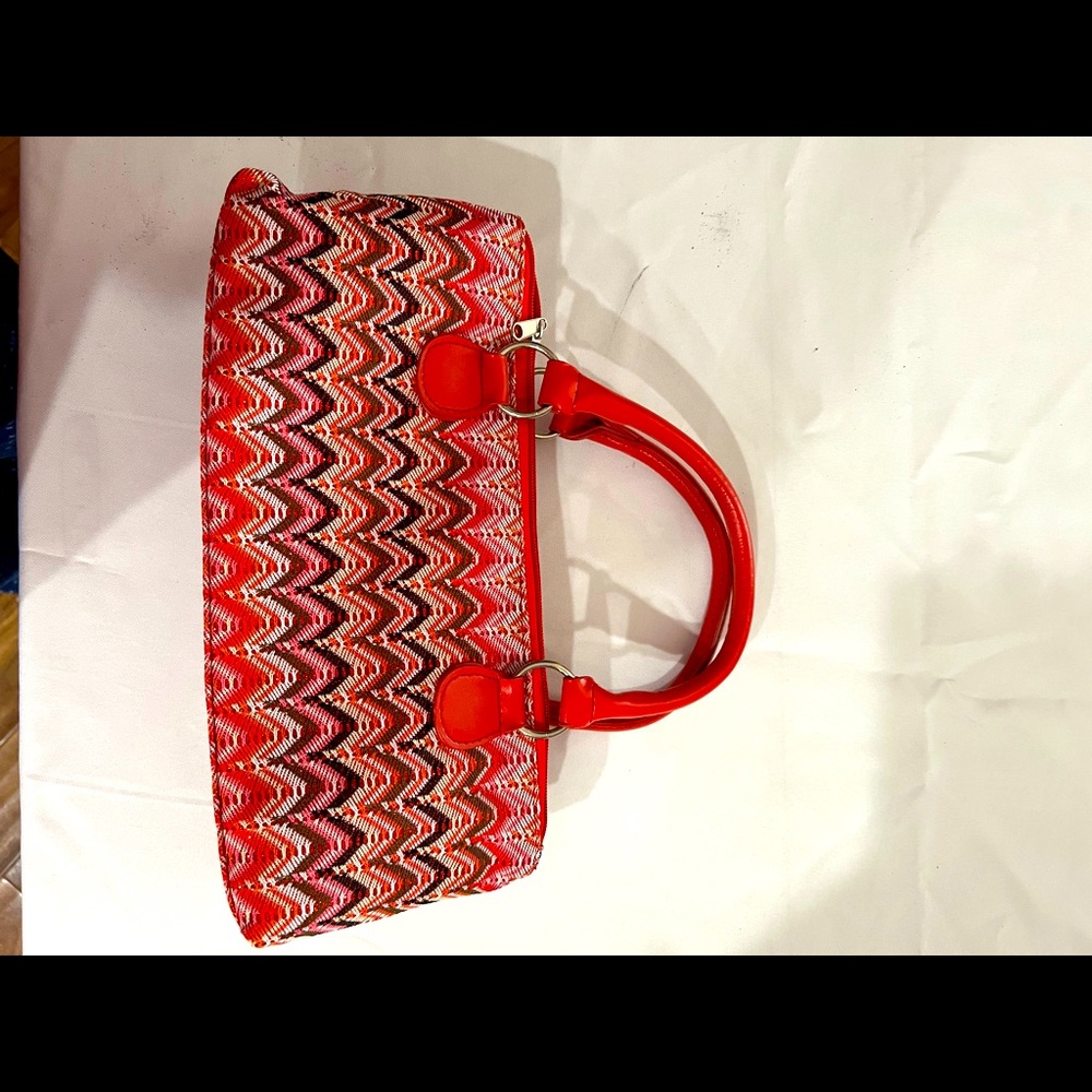 Beaded wine purse, 14”x4”, holds bottle of wine + incidentals, new w/o tags